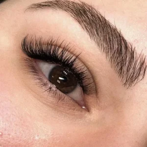 Evaluación de Cejas y Pestañas Gratis